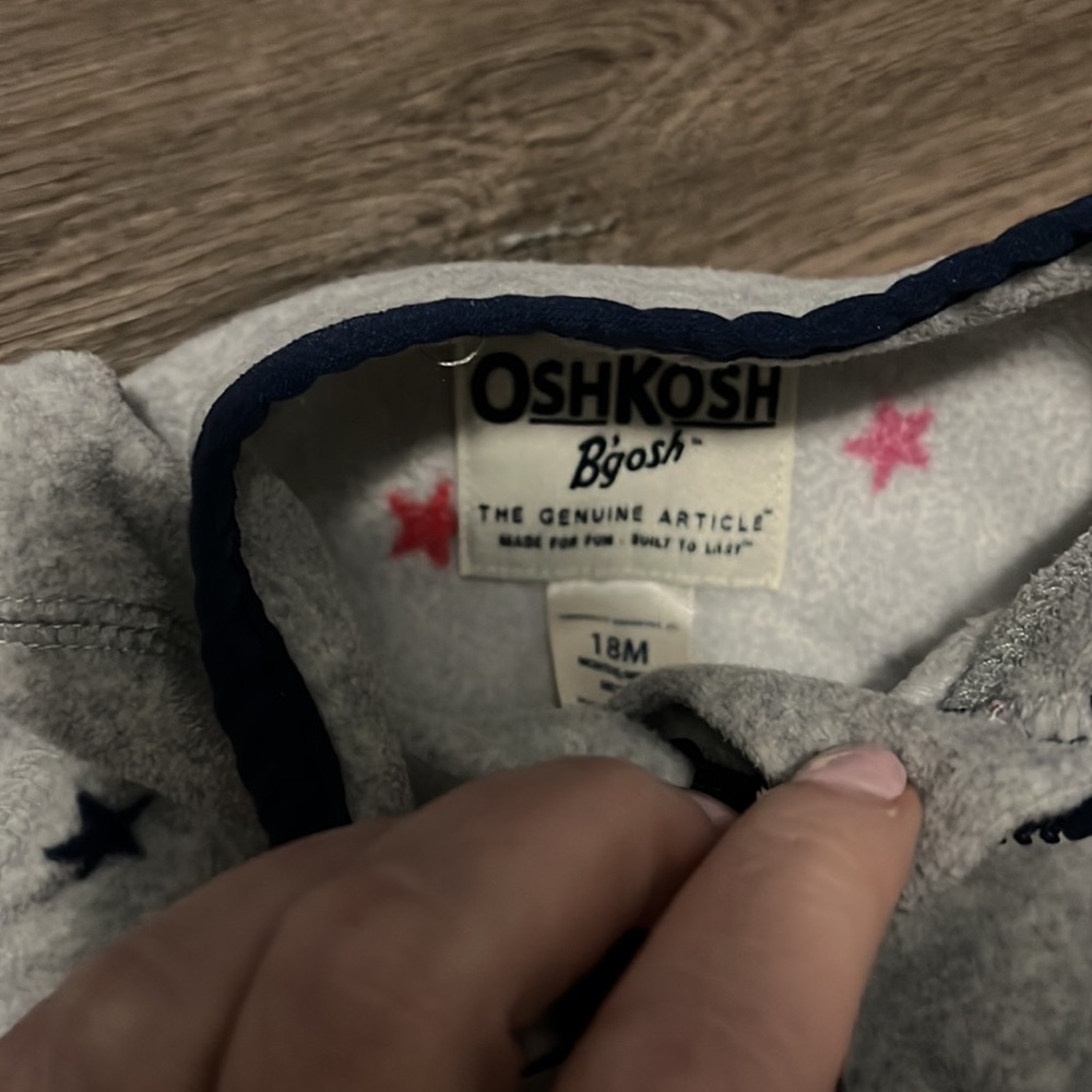 Fleece pullover - Picture 2 of 2